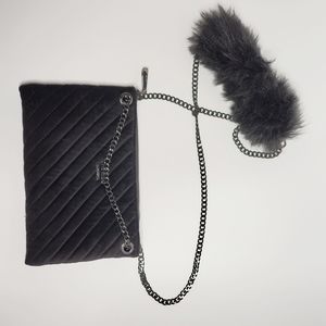 Fall In Love Crossbody Clutch
Size